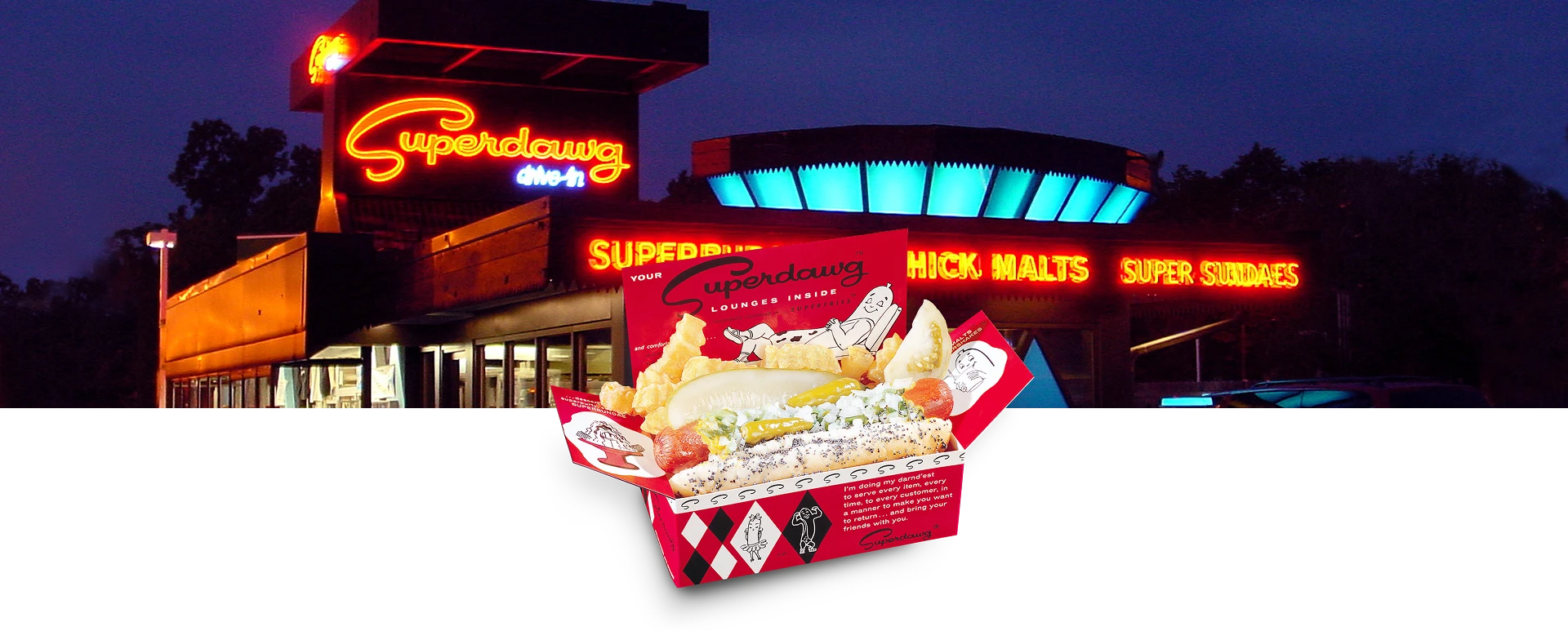 Superdawg at night.